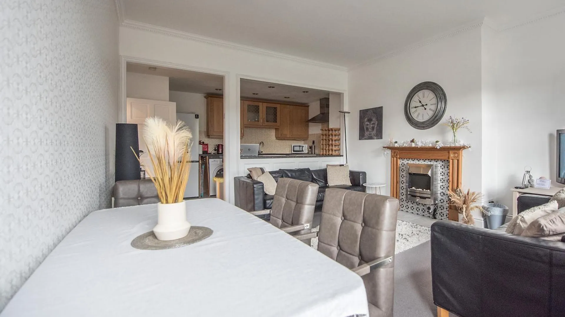 Apartment Grosvenor Pad - Lovely 2-Bed Flat - Free On Street Parking Bath United Kingdom