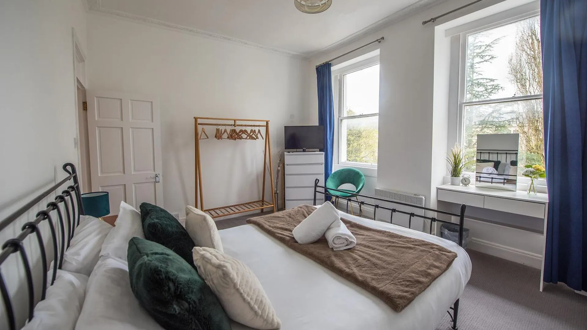 Grosvenor Pad - Lovely 2-Bed Flat - Free On Street Parking Bath United Kingdom