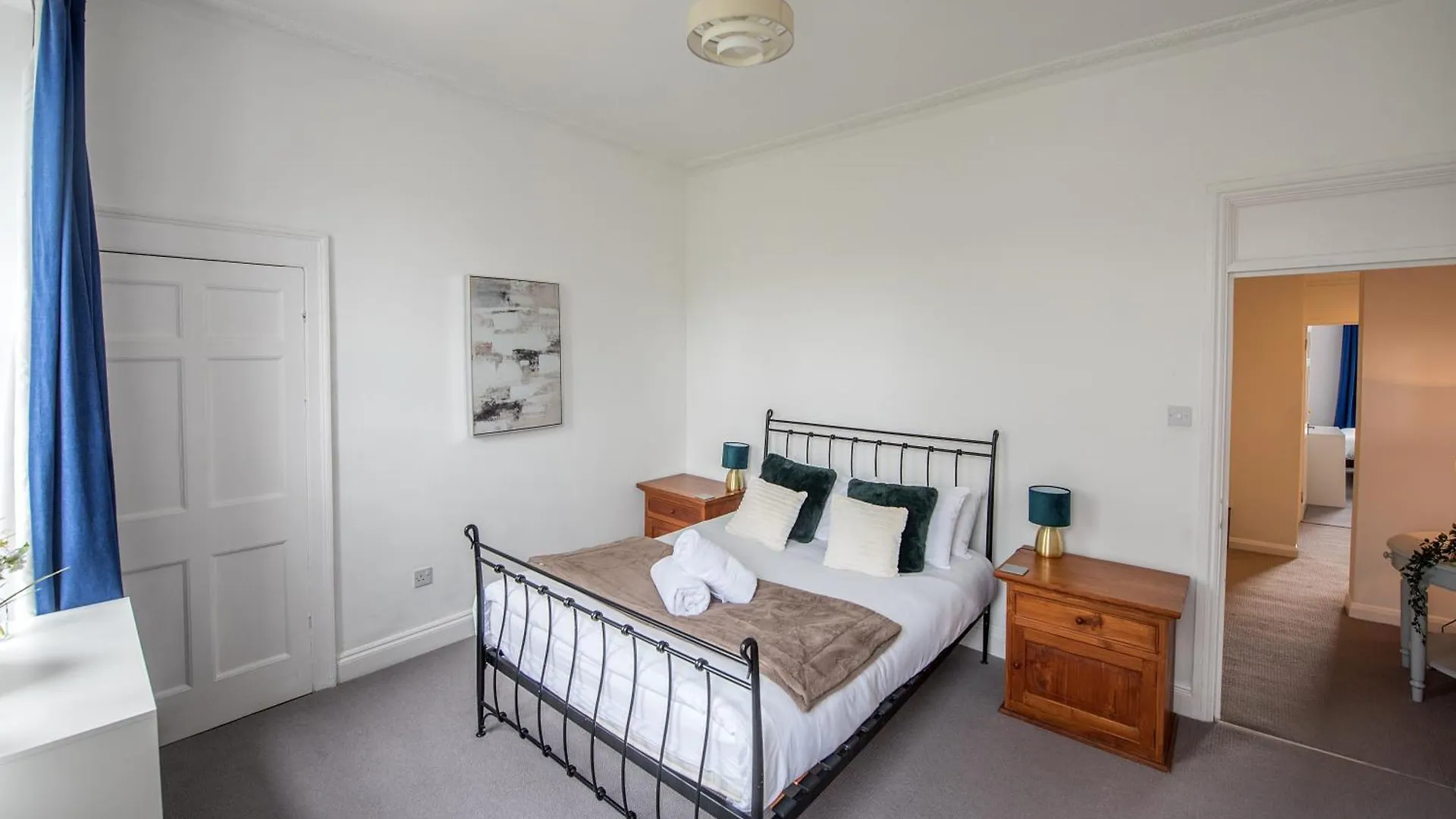Grosvenor Pad - Lovely 2-Bed Flat - Free On Street Parking Bath 0*,  United Kingdom